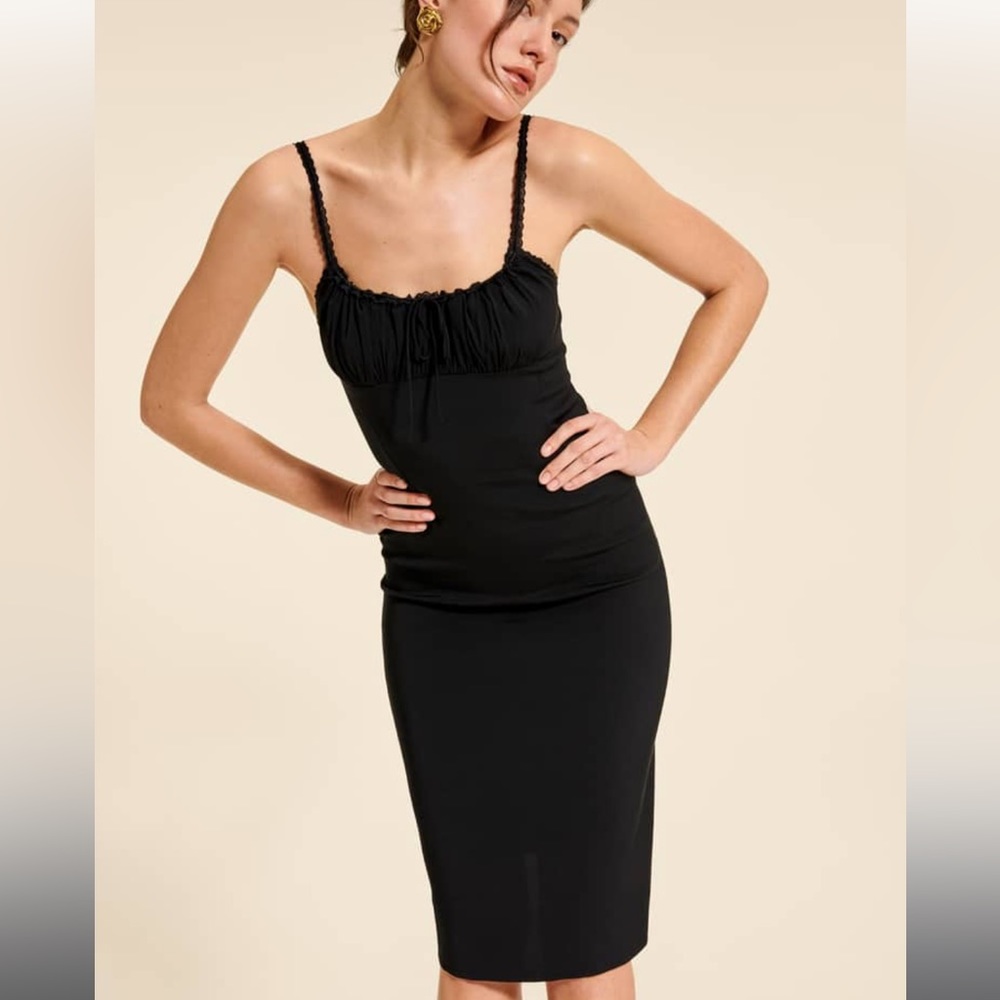 NWOT Rouje Ivona FR 34